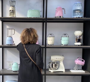 Smeg waterkoker, citruspers en broodrooster - Kleine SMEG keukenapparaten in pastel kleuren