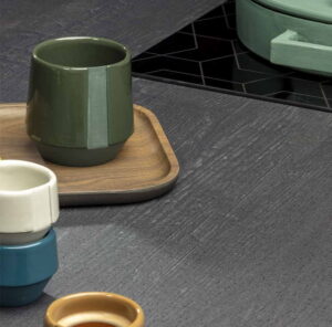 Keukentrend 2021 Rural Chic, TopLaminaat keukenblad hout decor Burned Wood Keukentrend 2021 Rural Chic, TopLaminaat keukenblad hout decor Burned Wood