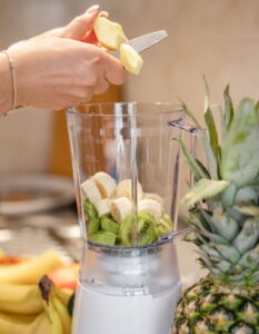 Bananen kiwi smoothie in de blender - Atlantic Ambience, Pexels 
