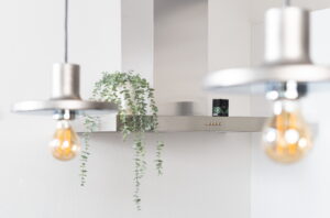 Energiezuinige LED filament hanglampen boven kookeiland Energiezuinige LED filament hanglampen boven kookeiland