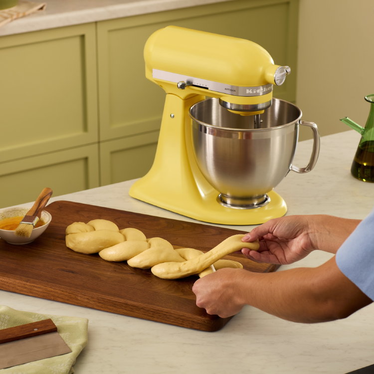 KitchenAid Kleur van het Jaar 2025: Butter, romig geel - Gele KitchenAid keukenmachine